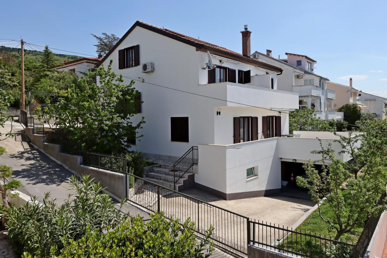 Apartments And Rooms With Parking Space Selce, Crikvenica - 2362 Екстер'єр фото