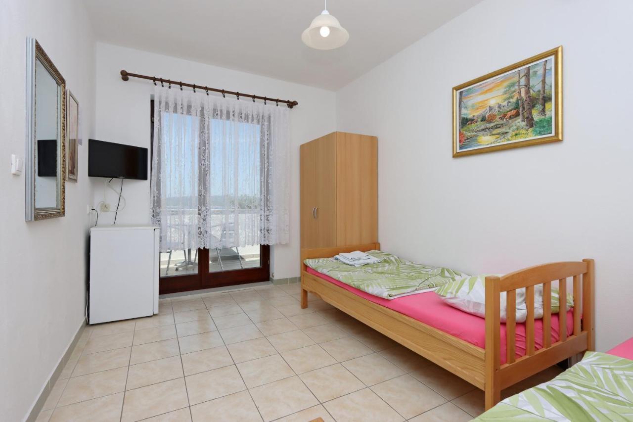 Apartments And Rooms With Parking Space Selce, Crikvenica - 2362 Екстер'єр фото