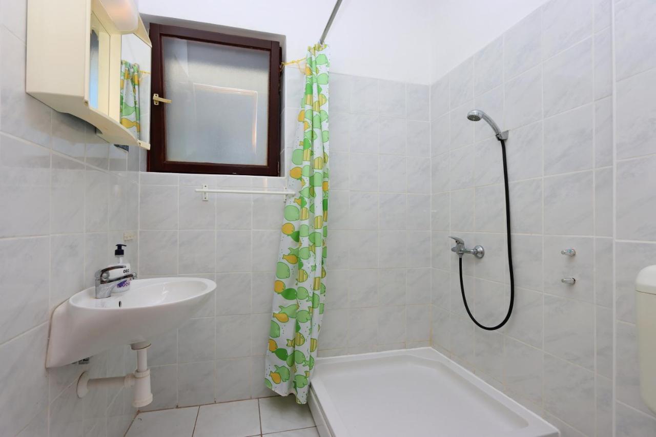 Apartments And Rooms With Parking Space Selce, Crikvenica - 2362 Екстер'єр фото