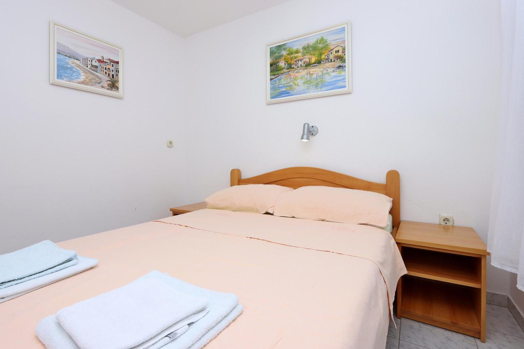 Apartments And Rooms With Parking Space Selce, Crikvenica - 2362 Номер фото