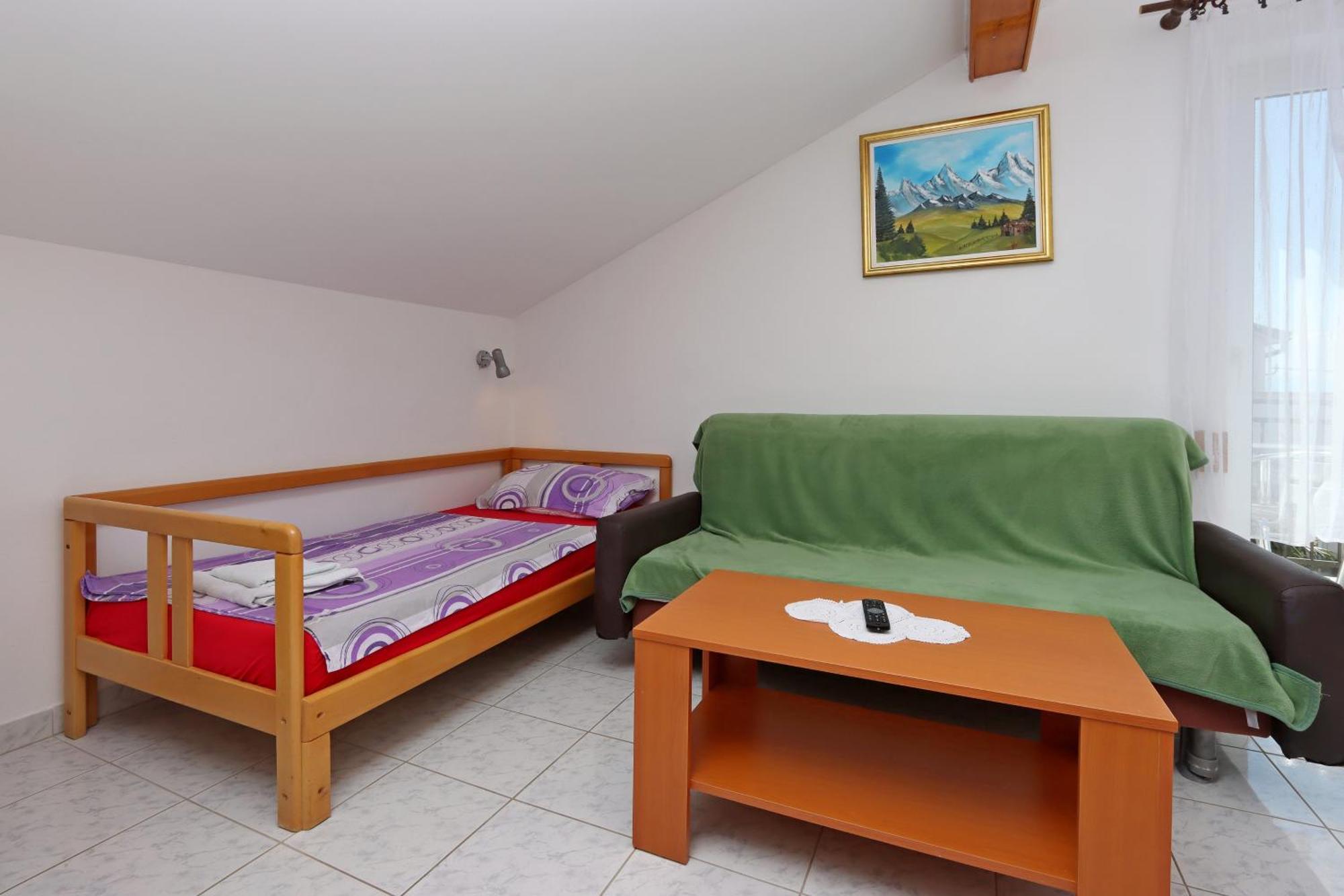 Apartments And Rooms With Parking Space Selce, Crikvenica - 2362 Номер фото